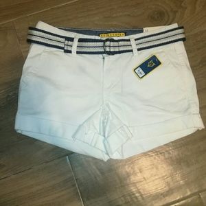 NWT! Prince & Fox White Shorts in Sz 00